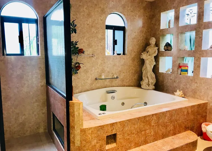 Jacuzzi In Stunning Playacar Ii
