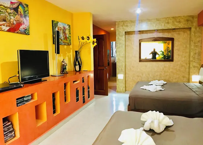 Jacuzzi In Stunning Playacar Ii Affittacamere 4*
